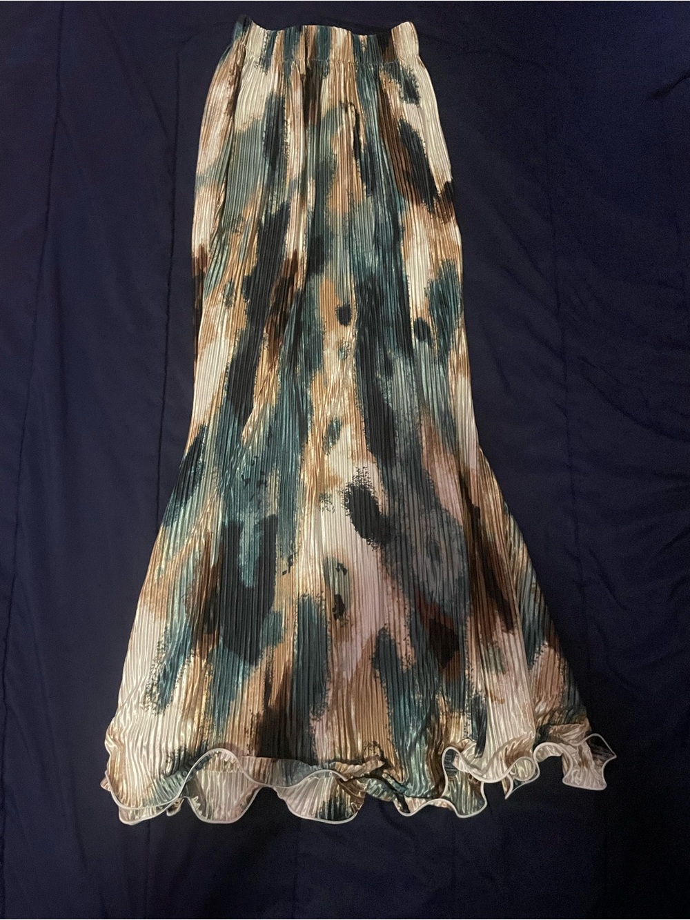 Pleated Watercolor Print Maxi Skirt in Teal and Beige